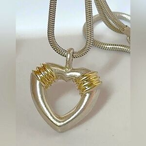 TIFFANT & CO. 925/750 Two-Tone Heart Pendant Necklace 16” EUC